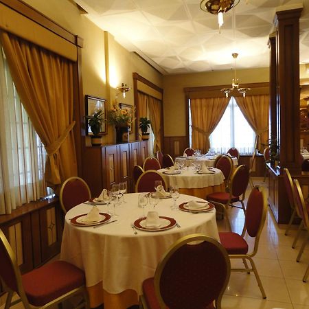 Hotel La Maruxiña La Alameda de la Sagra Eksteriør billede